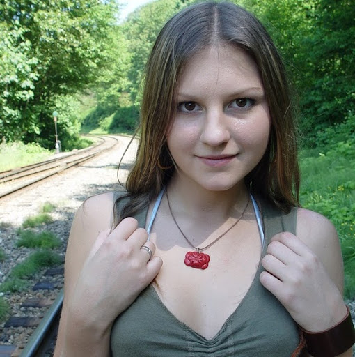 Gina Love Photo 35