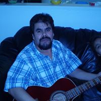 Raul Robles Photo 33