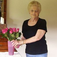 Vickie King Photo 16