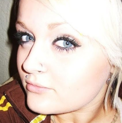 Elizabeth Gault Photo 20