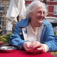 Daphne King Photo 15