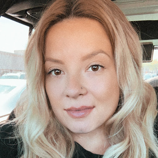 Alyssa Wise Photo 23