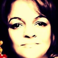 Amanda Douglas Photo 17