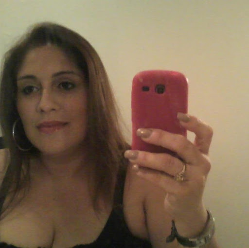 Sandra Rosario Photo 17