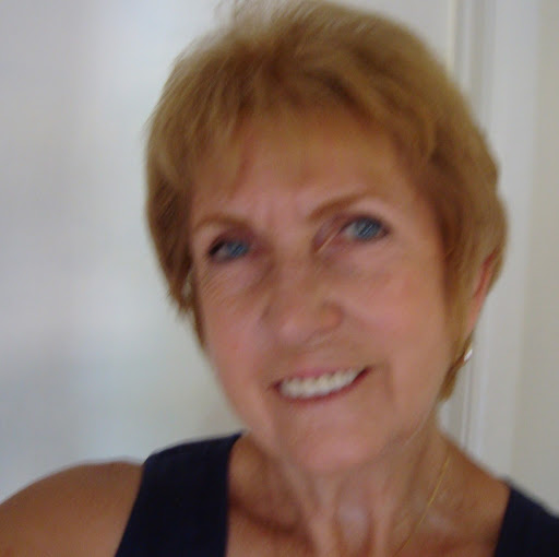 Barbara Elliott Photo 27