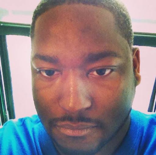 Julian Johnson Photo 16