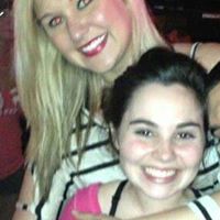 Melanie Billings Photo 27