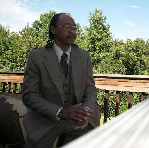 Melvin Brown Photo 37