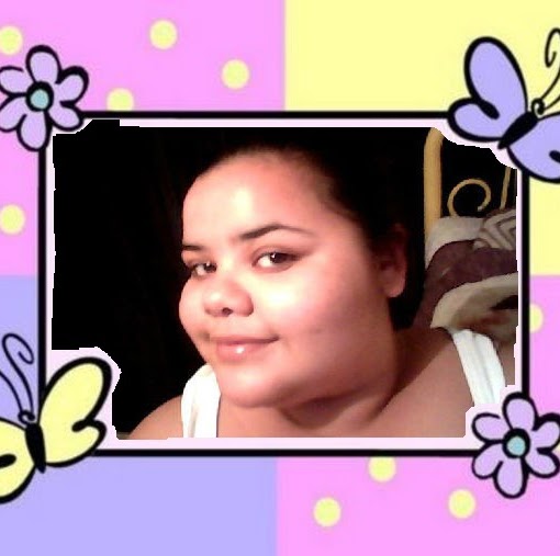 Elizabeth Gaytan Photo 19