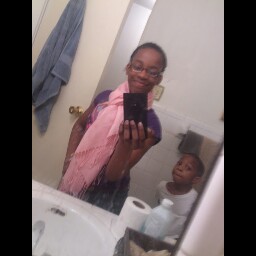 Brandi Hunter Photo 13