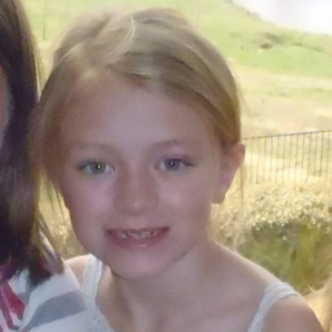 Alyssa Willis Photo 7