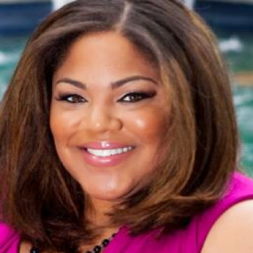 Regina Brooks Photo 34