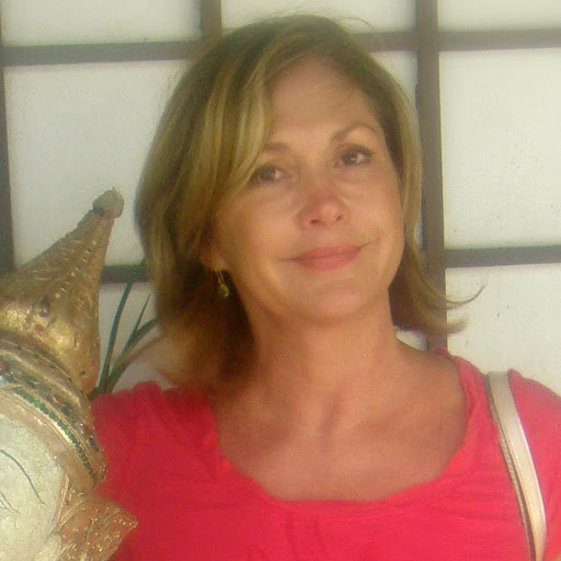 Ann Livingston Photo 19