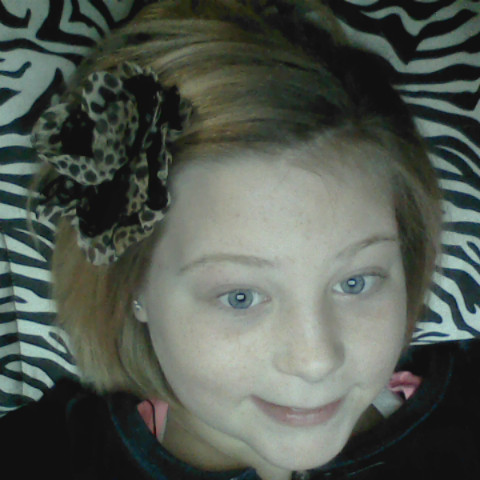 Abby Short Photo 32