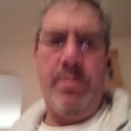 Chris Hynes Photo 16