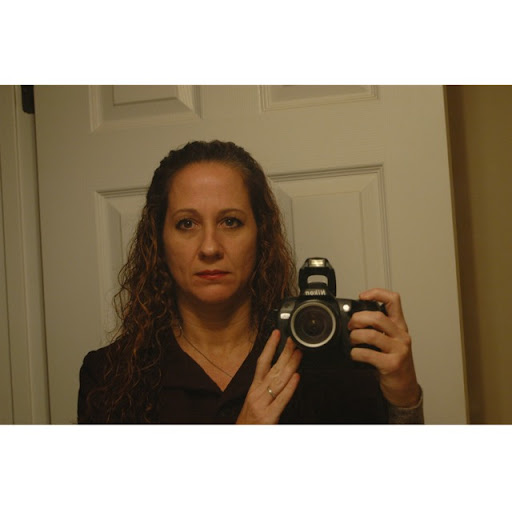 Michele Woods Photo 49