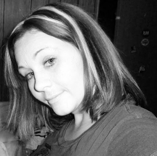Ashley Powers Photo 37