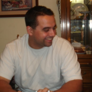 Kyle Howell Photo 6