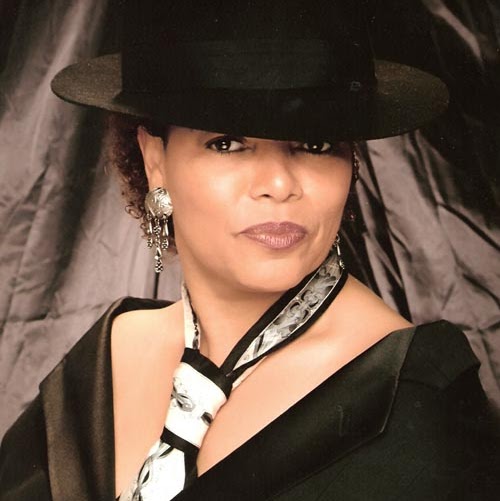 Jessica Crenshaw Photo 12