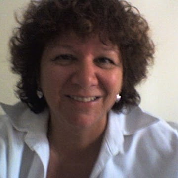 Elizabeth Borelli Photo 7