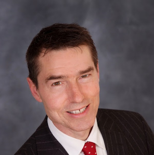 Christopher Bennett Photo 48