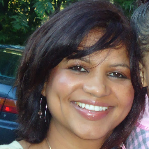 Elizabeth Teixeira Photo 17