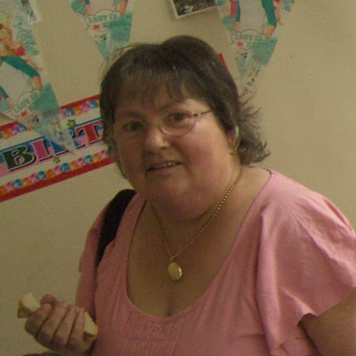 Margaret Evans Photo 32