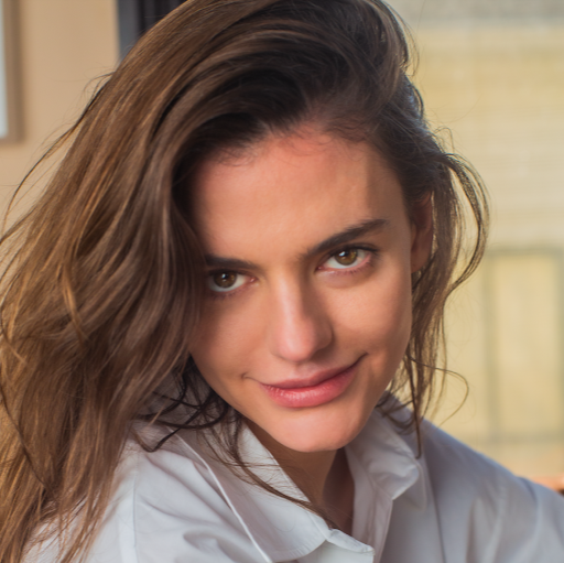 Emily Todd Photo 36