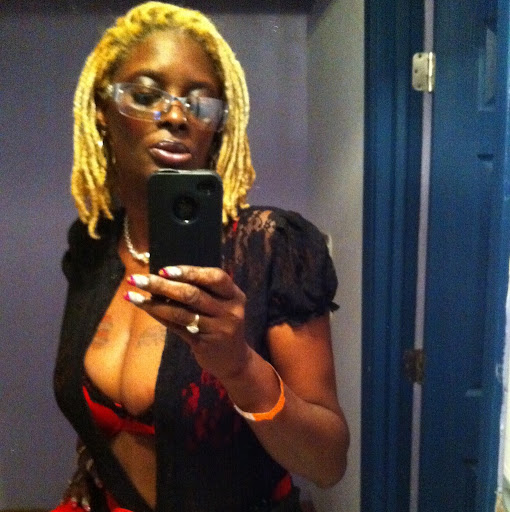 Vanessa Jones Photo 31