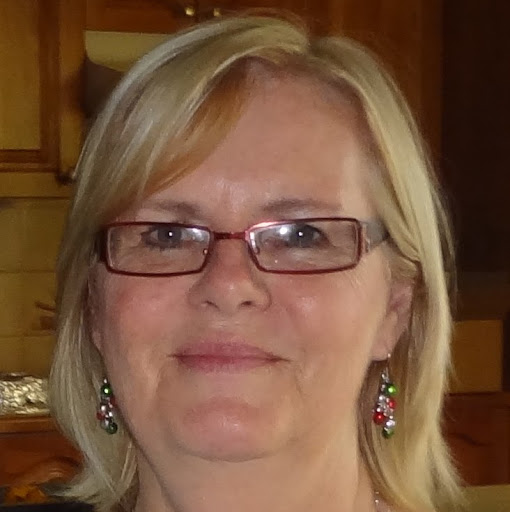 Lynda Scott Photo 26