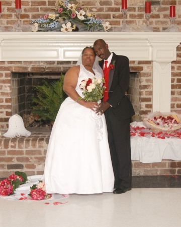 Joyce Thomas Photo 17