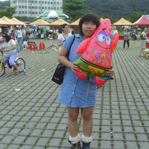 Helen Lin Photo 22