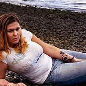 Kelly Sommers Photo 15