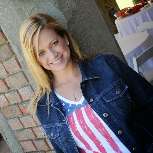 Jillian Douglas Photo 30