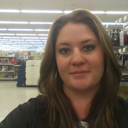 Nicole Haley Photo 9