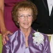 Ann Chamberlain Photo 29