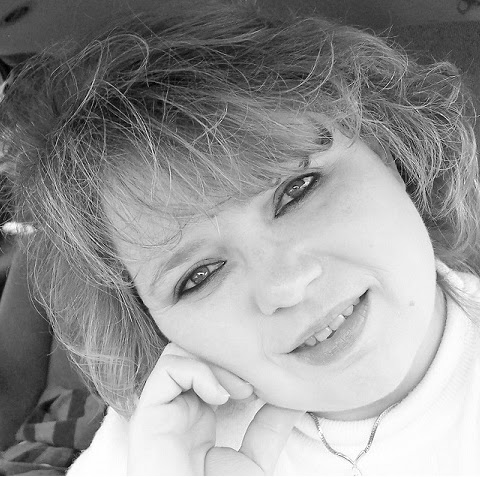 Jodi Russell Photo 37