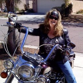Laura Carl Photo 10