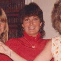 Cindy Summers Photo 32