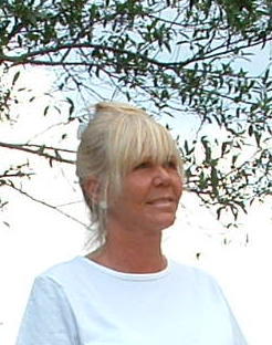 Tina Rogers Photo 30