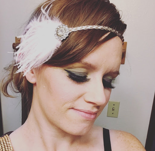 Laura Moore Photo 13
