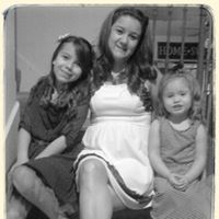 Leslie Lucero Photo 18