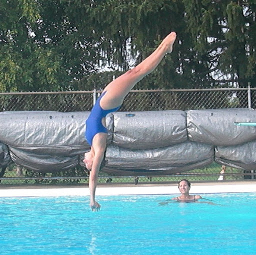 Rachel Becker Photo 19