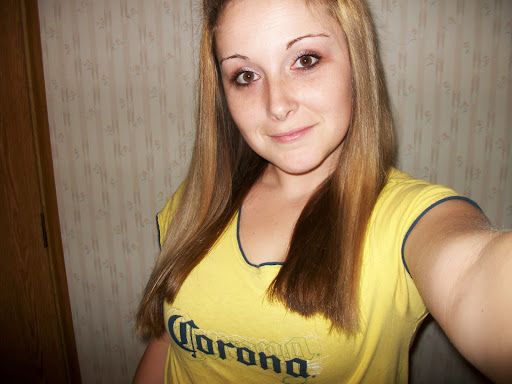 Jessica Yarbrough Photo 30