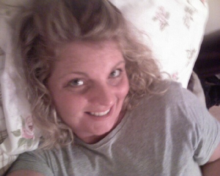 Michelle Pettit Photo 21