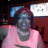Stephanie Carter Photo 29
