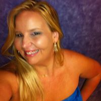 Laura Alexander Photo 40