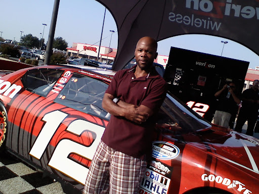 Tony Elmore Photo 31