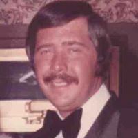 Dennis Rich Photo 44