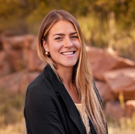 Anna Zimmerman Photo 24